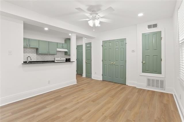 323 S Scott St #B - Photo 7 of 9