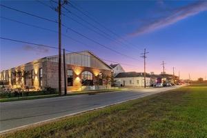 featured image of 801 Patterson Dr #104