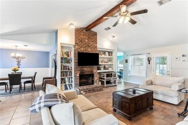 202 Laurel Ct - Photo 5 of 17