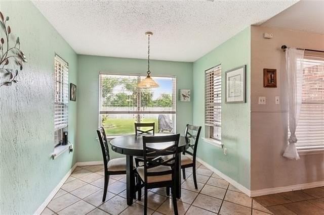 202 Laurel Ct - Photo 7 of 17