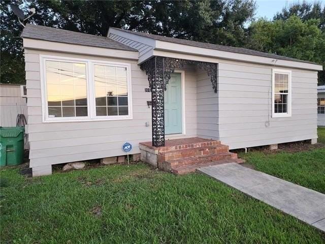 201 N Howard Ave - Photo 2 of 13