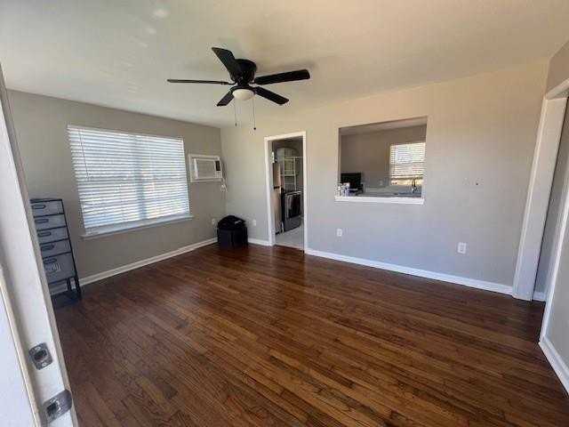 201 N Howard Ave - Photo 4 of 13