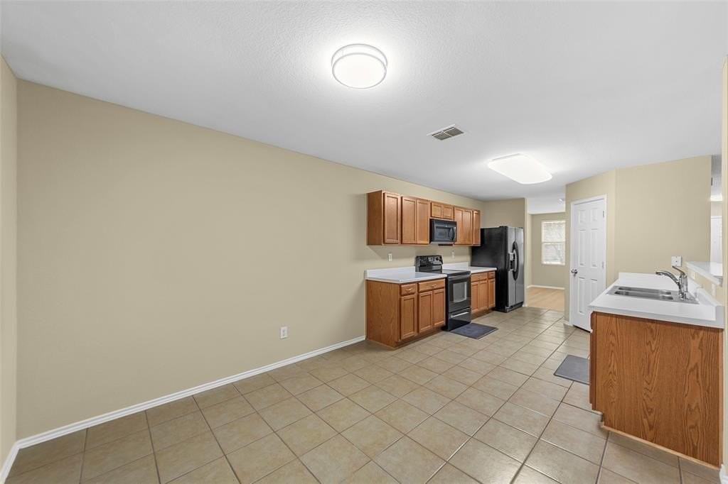 2811 Prairie Ct - Photo 6 of 29