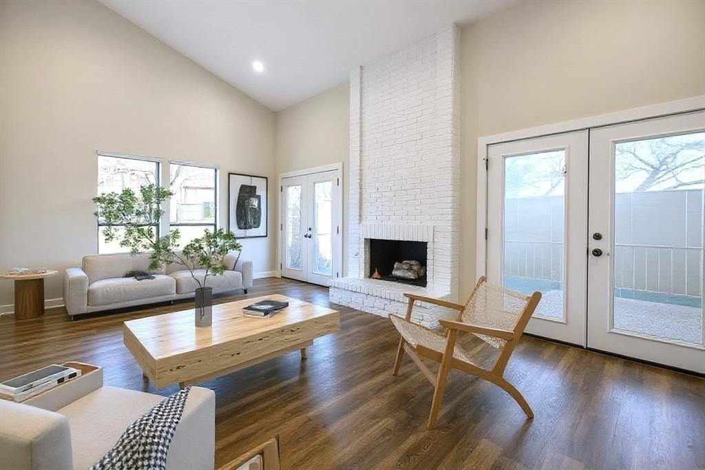 12327 Montego Plz - Photo 6 of 34