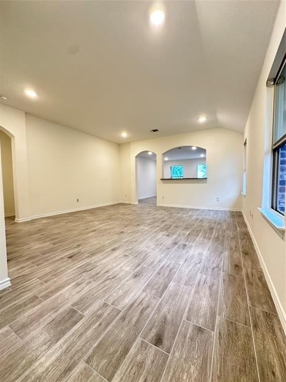 604 Meadow Wood Ln - Photo 7 of 16