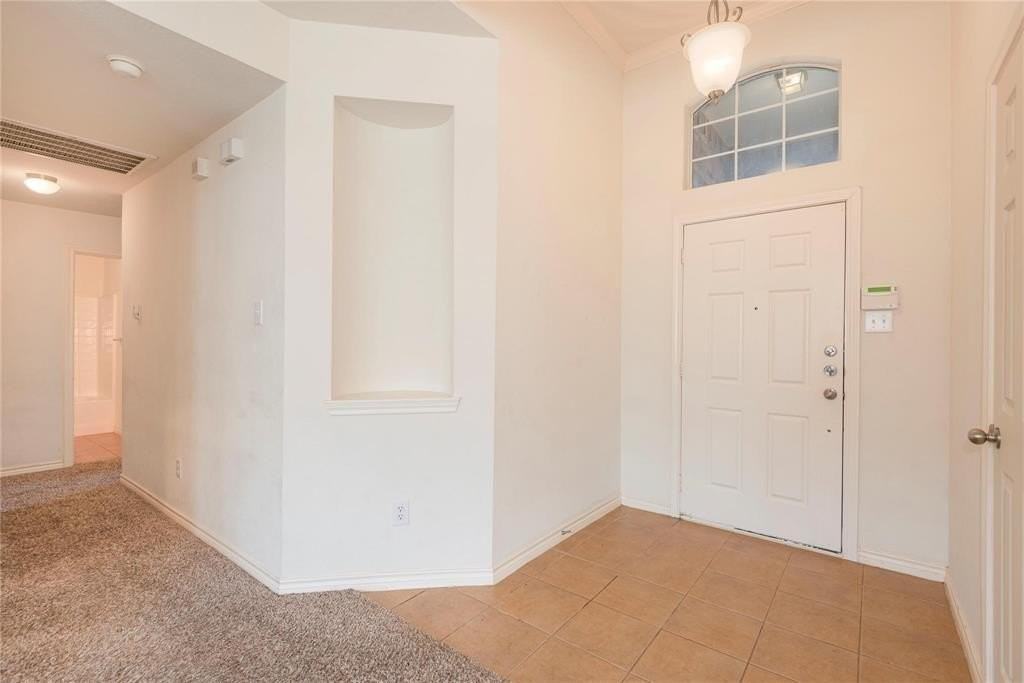 2612 Pinto Dr - Photo 3 of 28