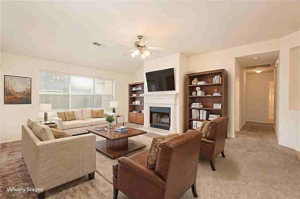 2612 Pinto Dr - Photo 4 of 28