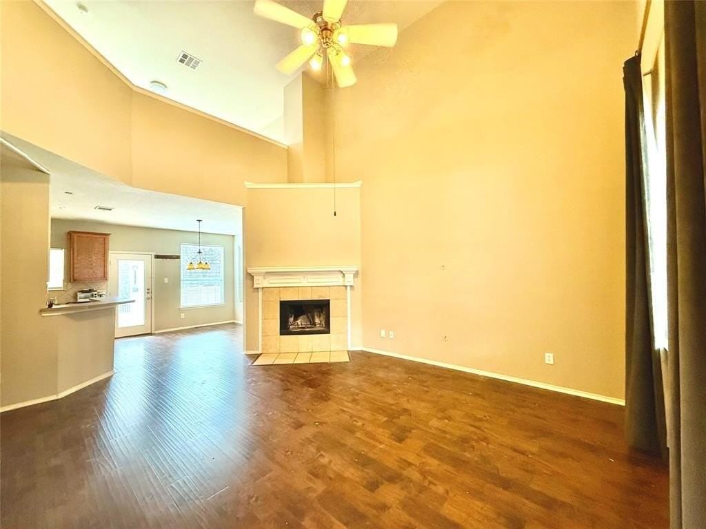 9922 Wethers Field Cir - Photo 5 of 40