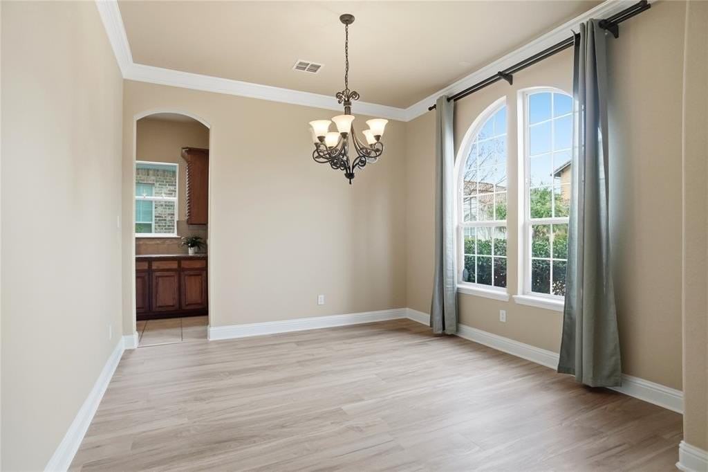 838 San Clemente - Photo 4 of 24