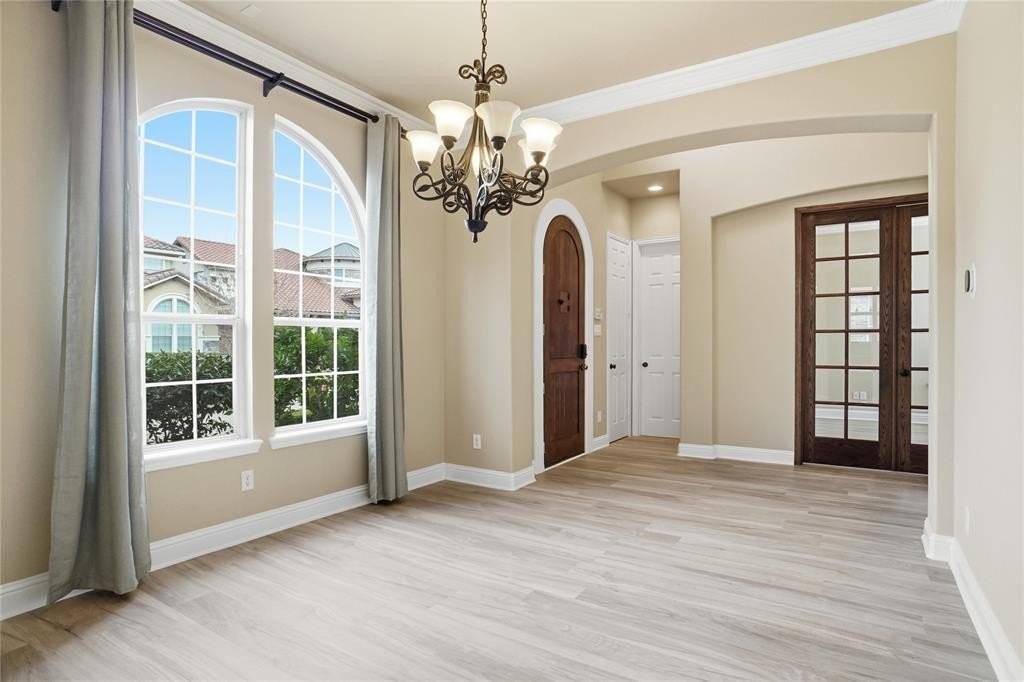 838 San Clemente - Photo 5 of 24