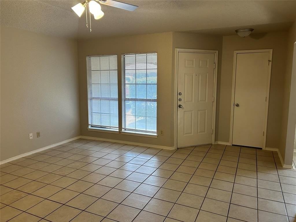 4508 Compass Ct - Photo 6 of 21