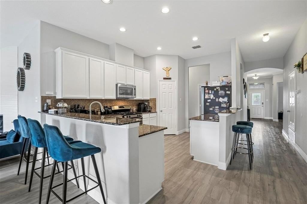 1904 Hidden Fairway Dr - Photo 7 of 28