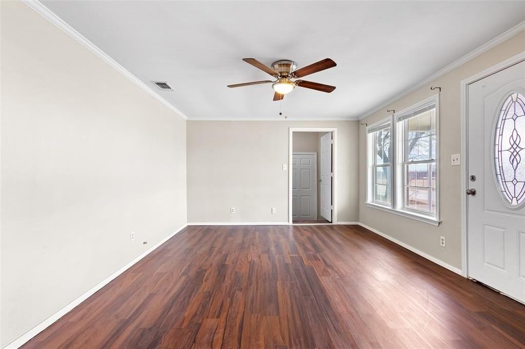 101 E Williams St - Photo 4 of 22