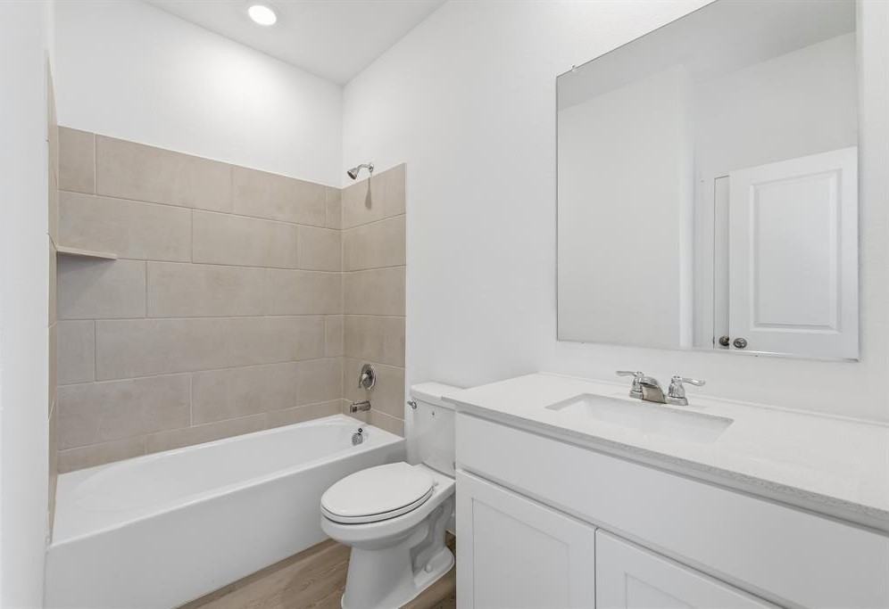 4912 Ascot Way - Photo 5 of 35