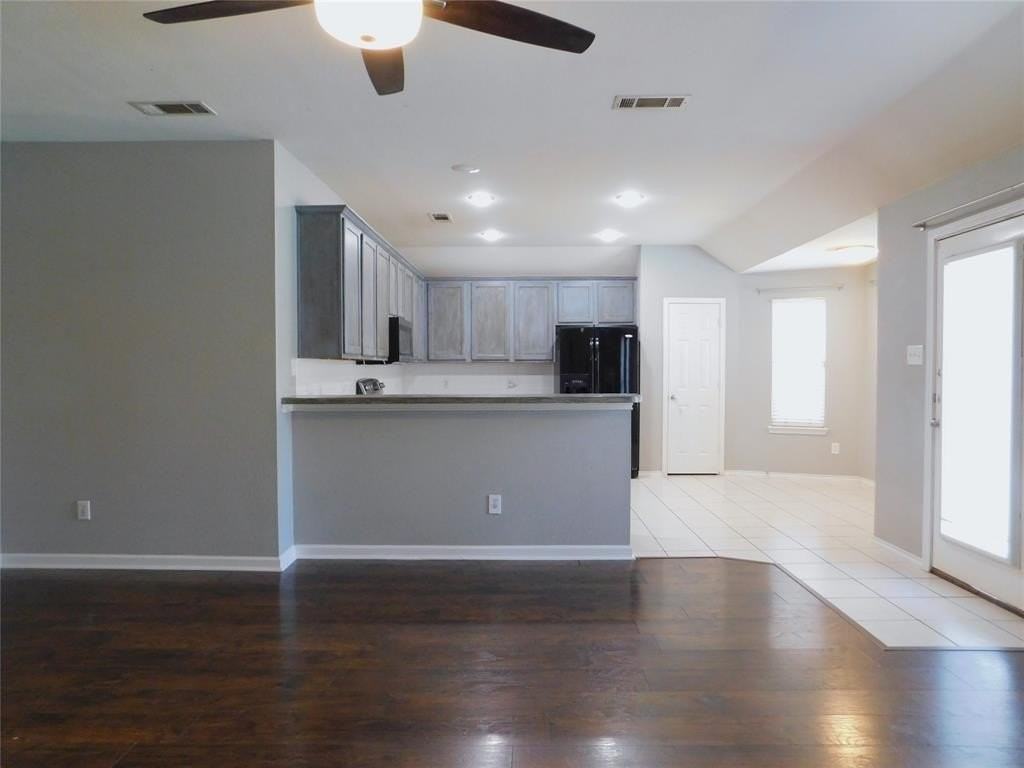 3209 Lance Ln - Photo 7 of 26