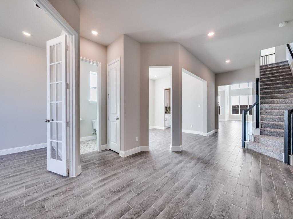 432 Cavalli Dr - Photo 2 of 12