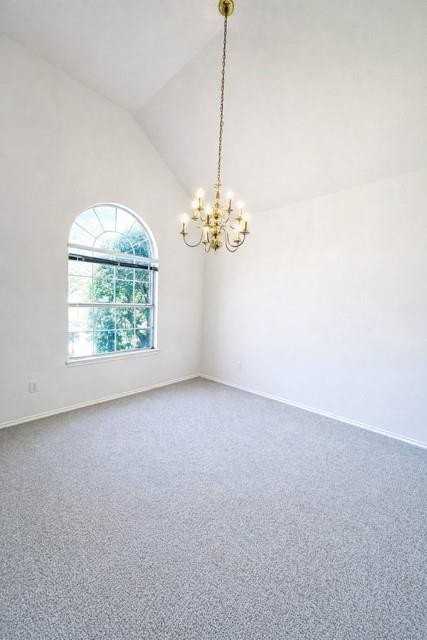 2720 Zoeller Dr - Photo 3 of 15