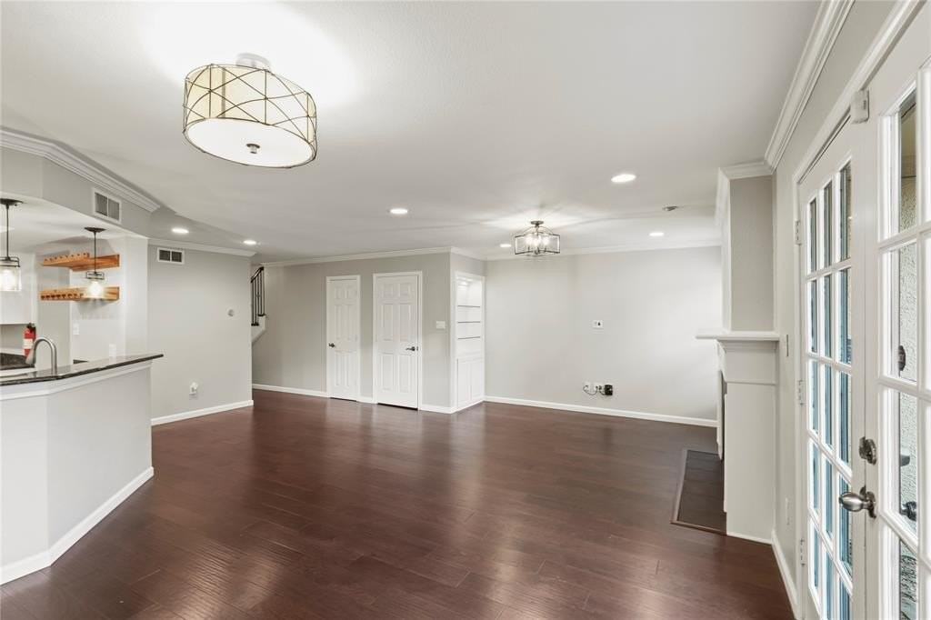 9440 Timberleaf Dr - Photo 2 of 27