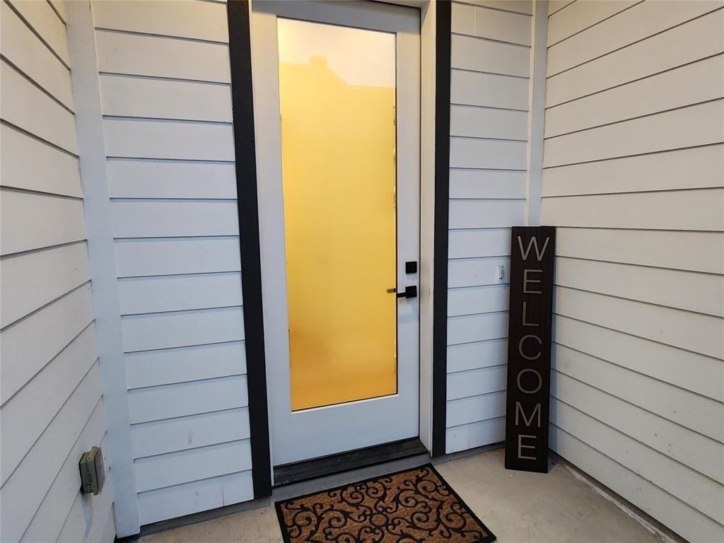 5316 E Side Ave - Photo 3 of 37