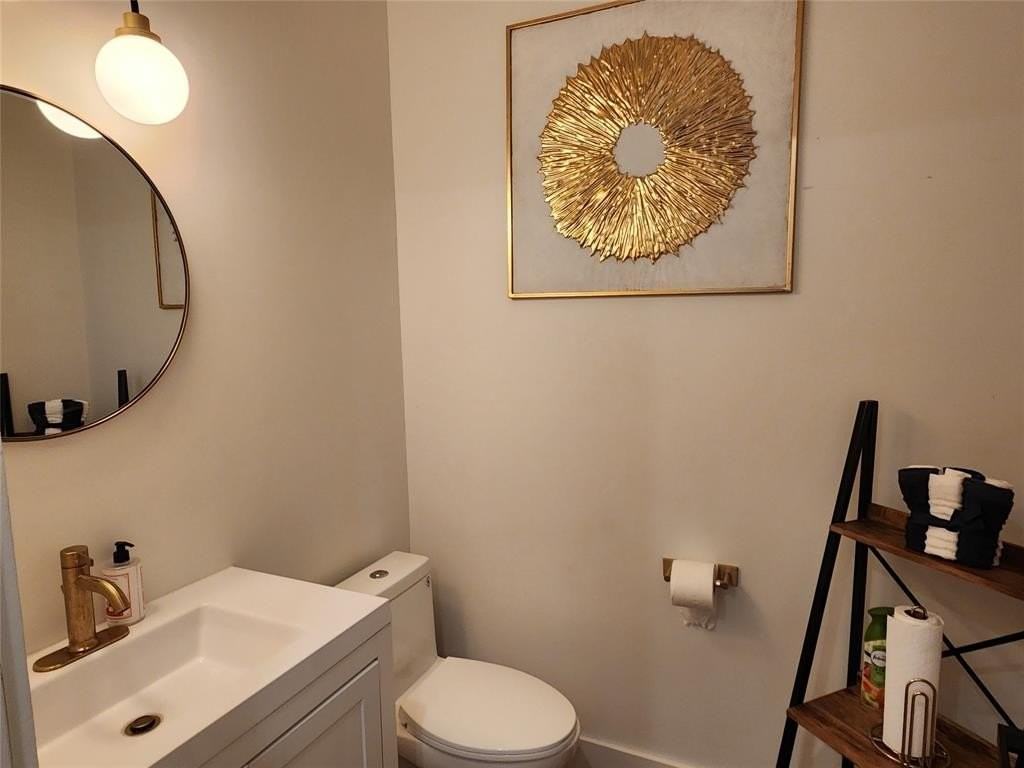 5316 E Side Ave - Photo 5 of 37