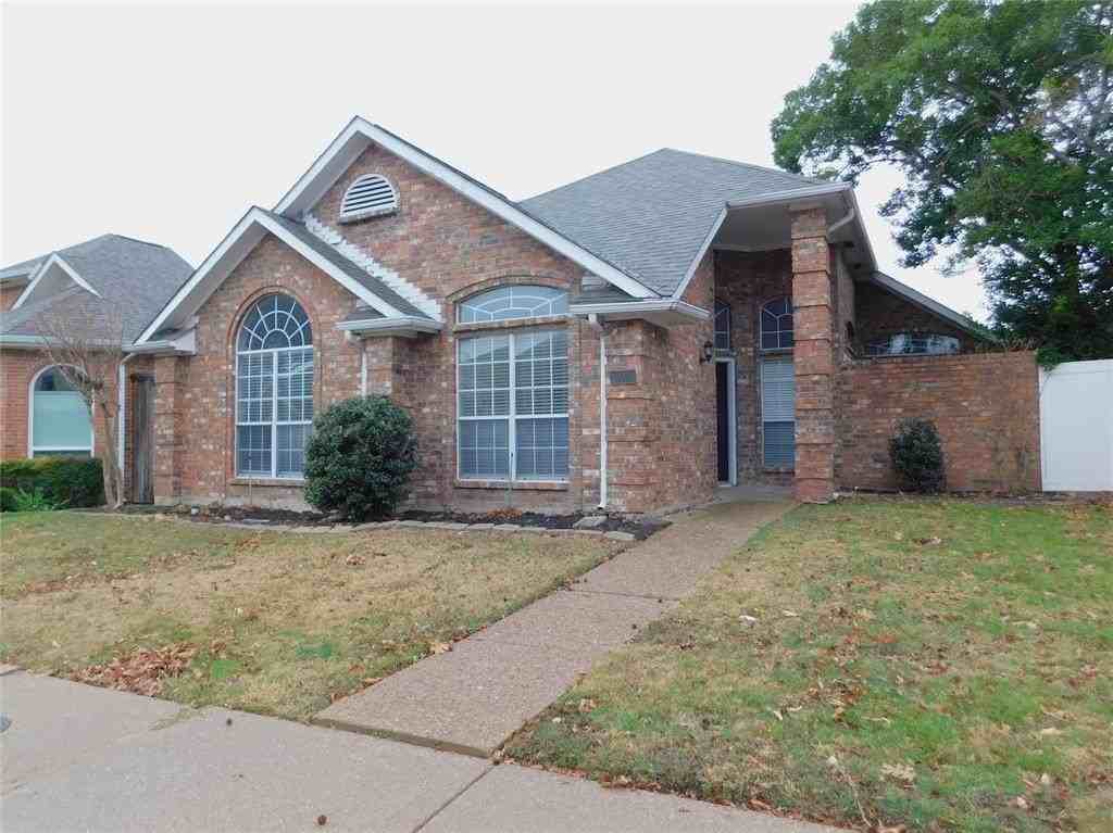 18939 Westwood Pl - Photo 3 of 32