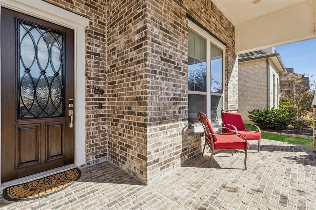 2160 Tumblegrass Rd - Photo 3 of 40