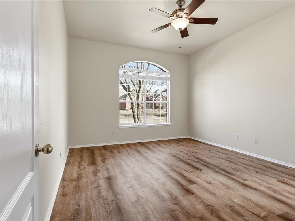 11217 Clover Knoll Dr - Photo 3 of 22