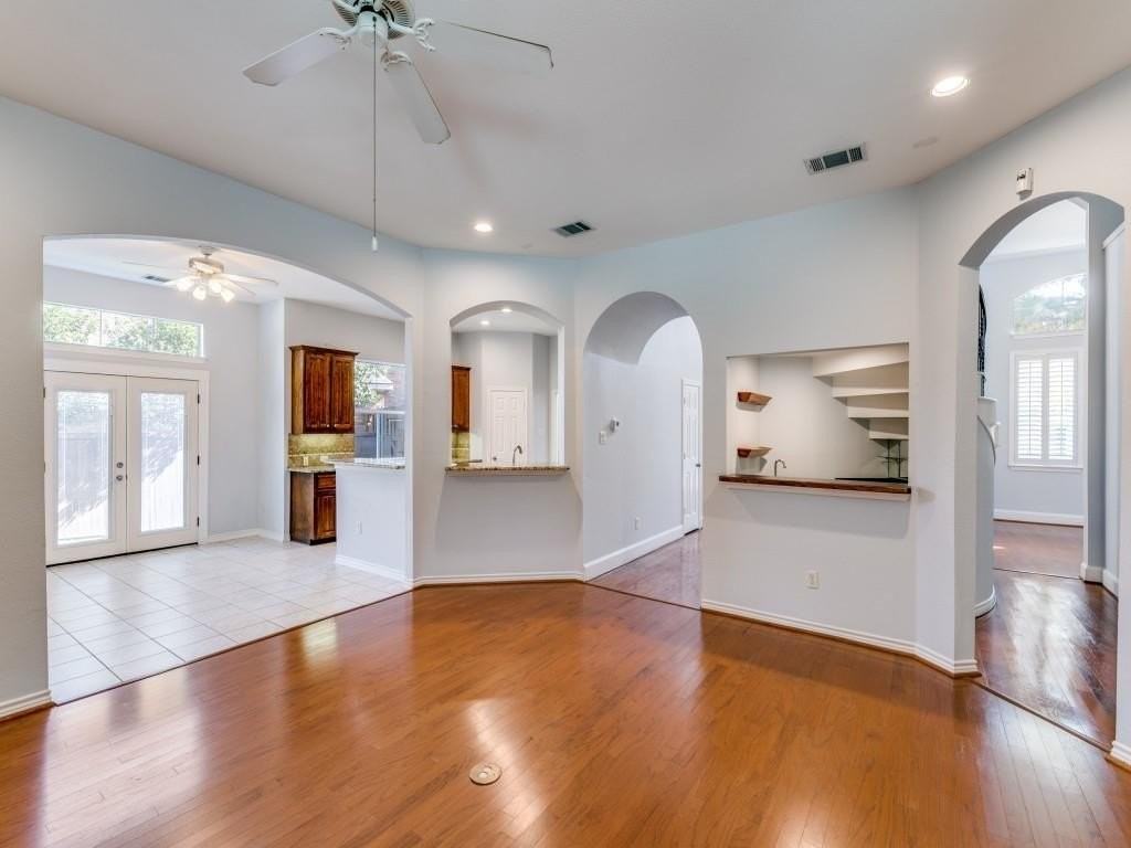 2721 Millwood Dr - Photo 7 of 14