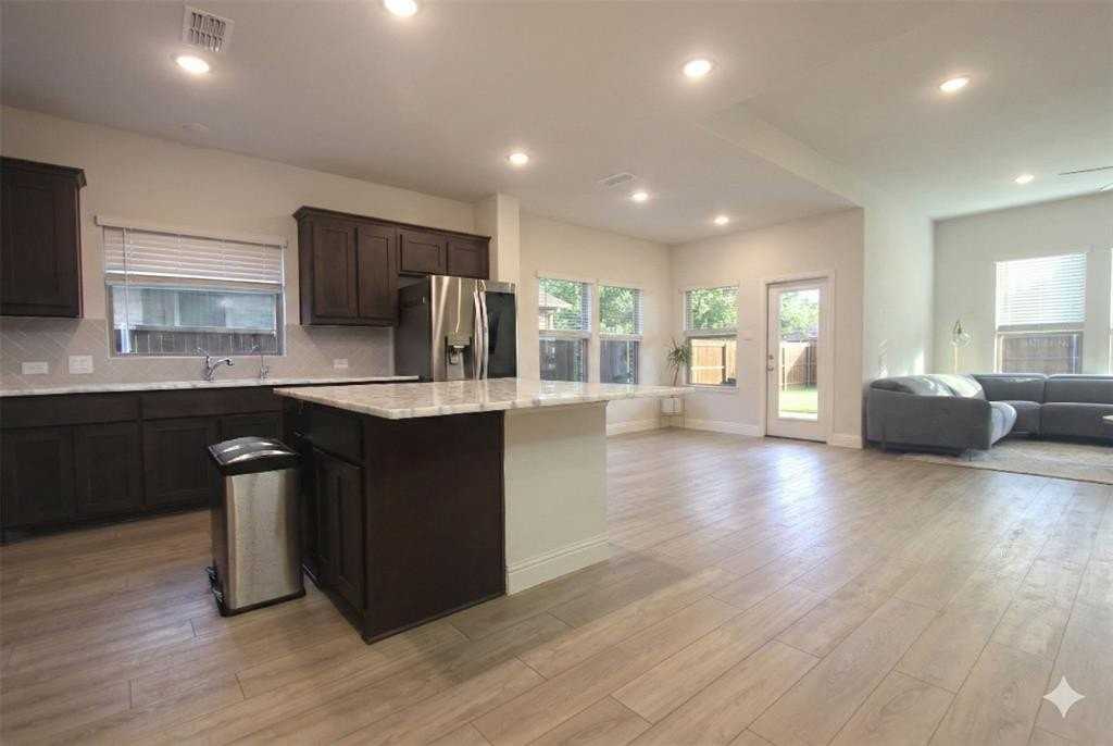 3810 Honeycomb Holw - Photo 4 of 23