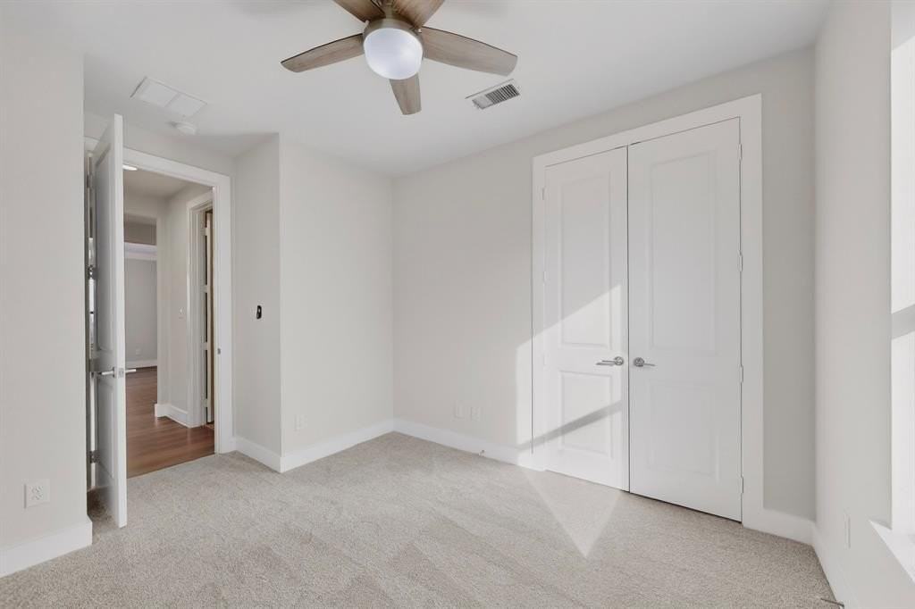 769 Meandering Ln - Photo 5 of 39