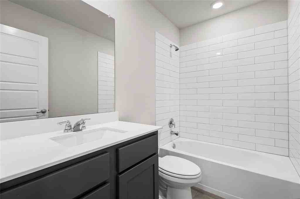 812 Indigo Rd - Photo 7 of 30