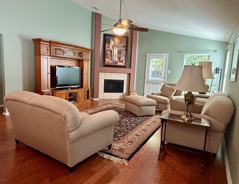 6013 Marsh Rail Dr - Photo 4 of 22