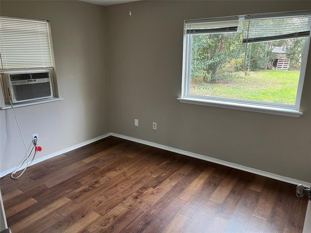 2207 Speight Ave - Photo 5 of 7