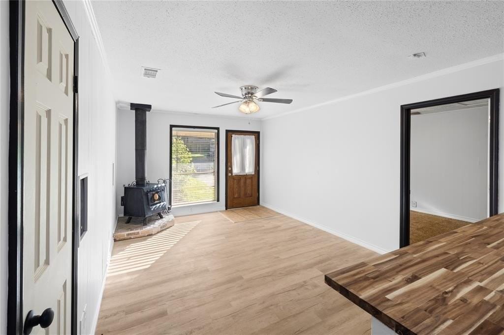 417 Carroll Ave - Photo 6 of 25