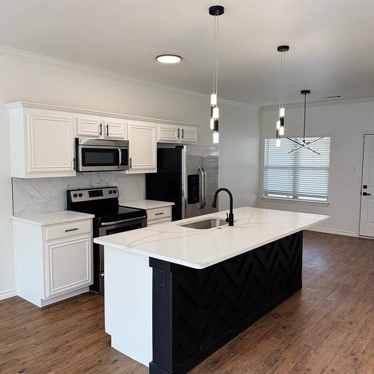 5505 Dolores Pl - Photo 7 of 25