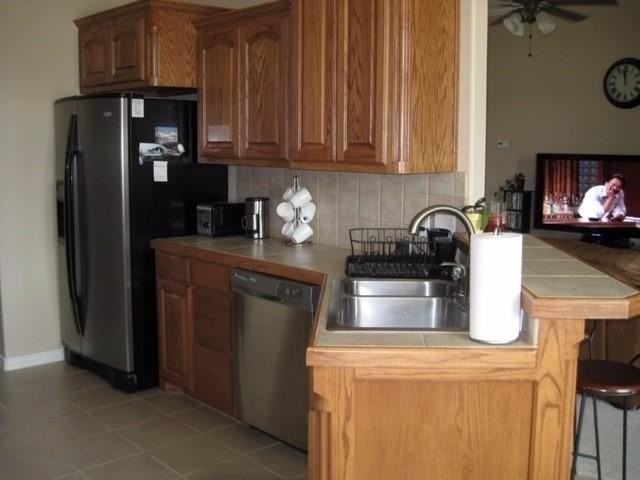 3209 White Oaks Dr - Photo 5 of 18