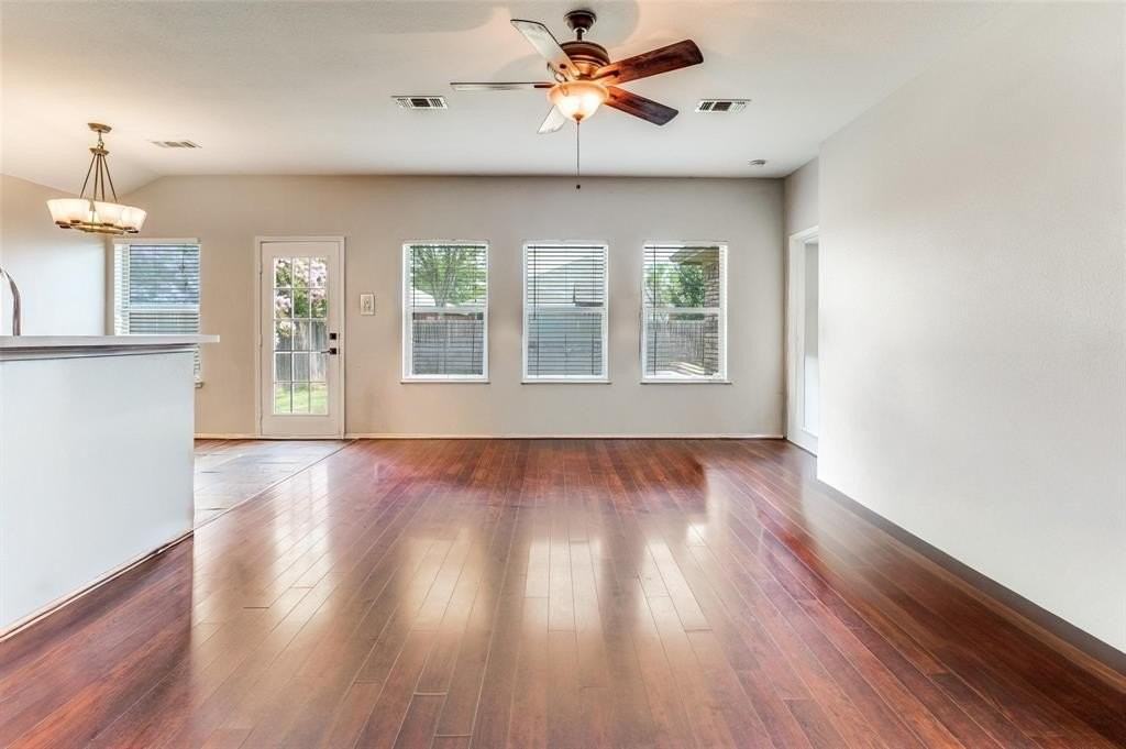 9013 Winding River Dr - Photo 4 of 12