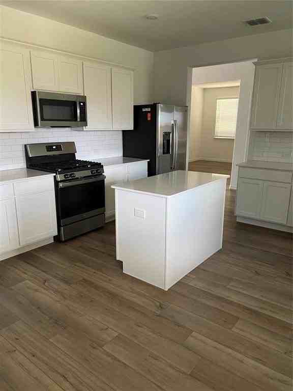 8024 Acanthus St - Photo 3 of 11