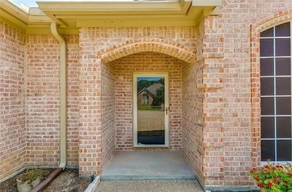 4105 Timberbrook Ct - Photo 4 of 24