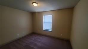 1418 Julie St - Photo 7 of 13