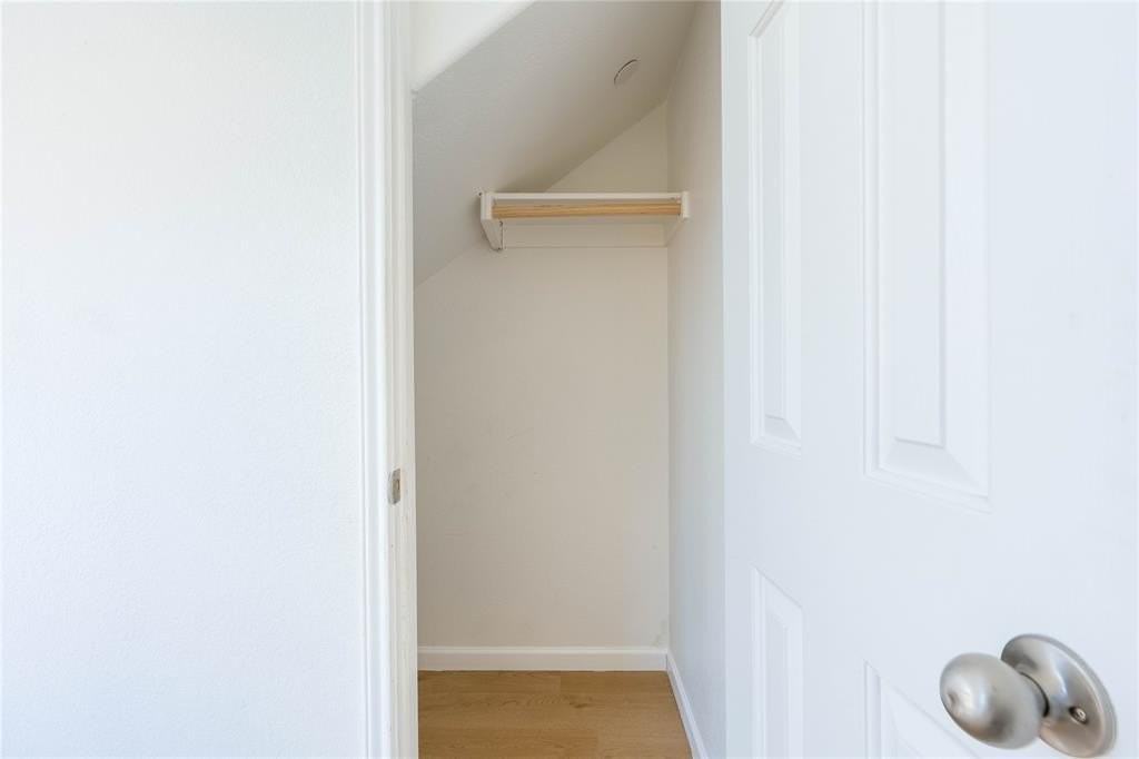 1179 Landon Ln - Photo 6 of 31