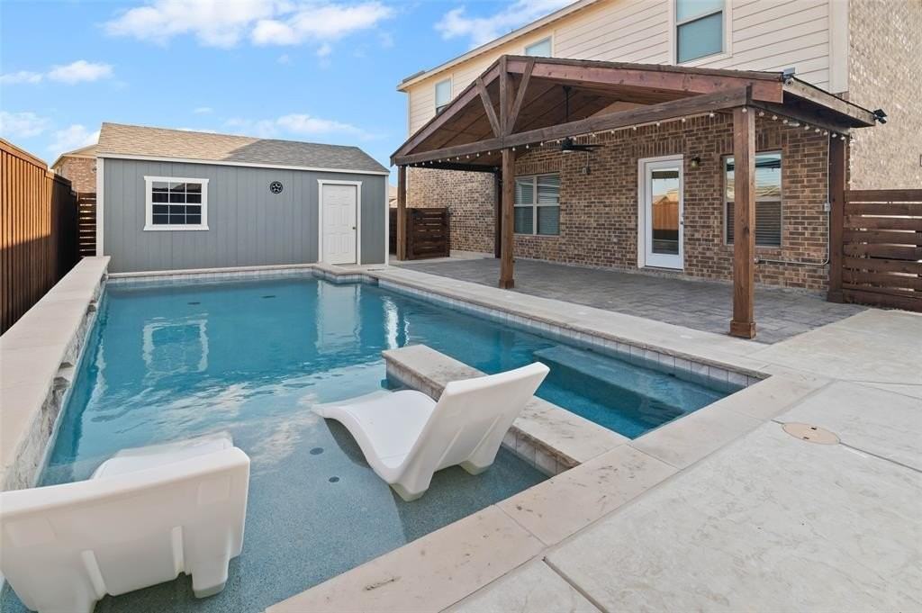 3004 Cliffview Dr - Photo 2 of 31