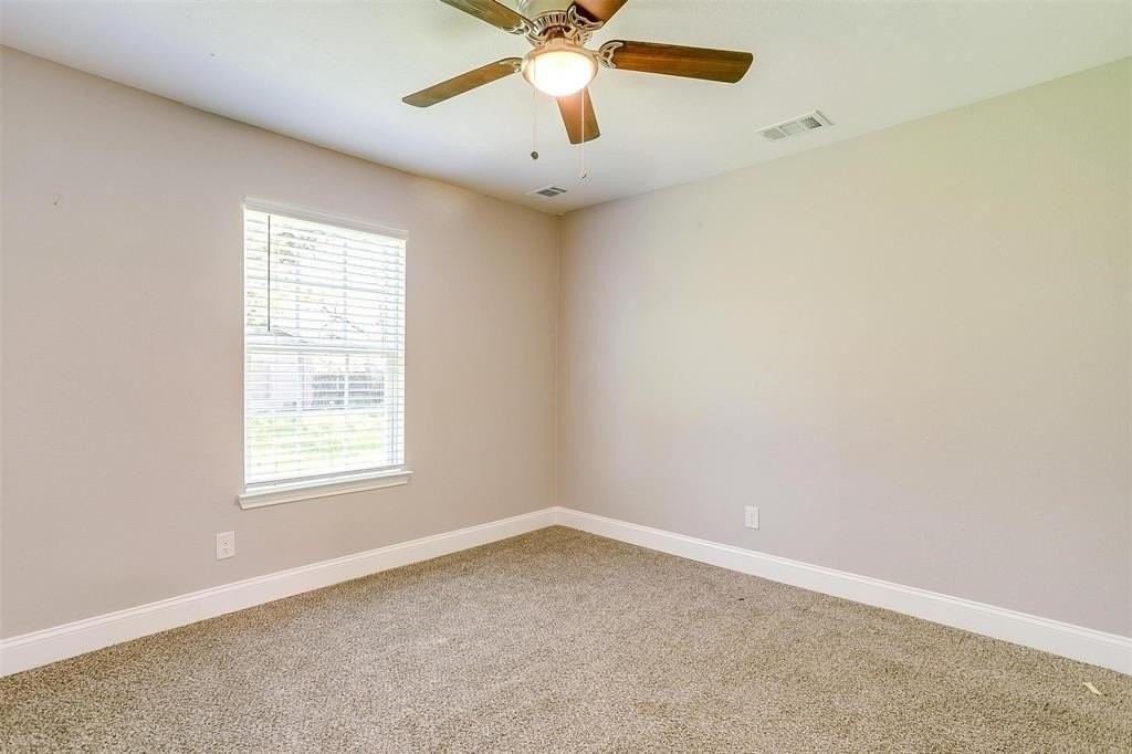 727 Stamps Ave - Photo 7 of 14