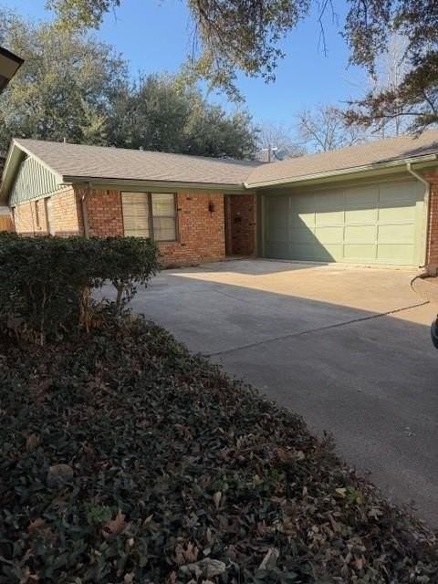 2728 Mccart Ave - Photo 2 of 2