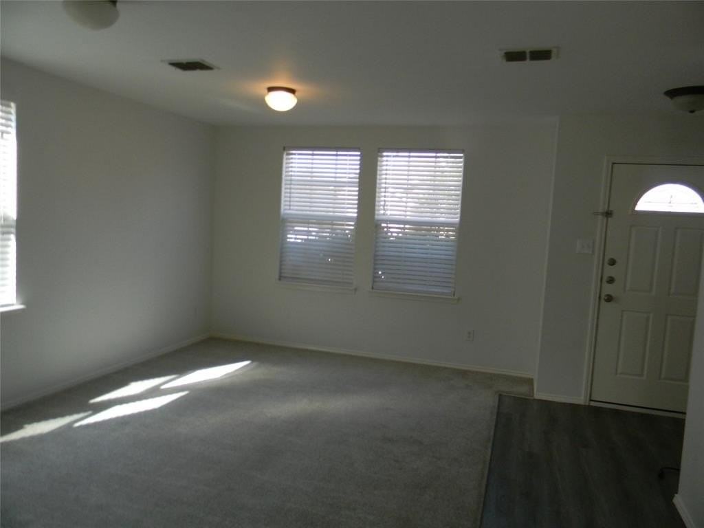 4632 Pangolin Dr - Photo 4 of 18