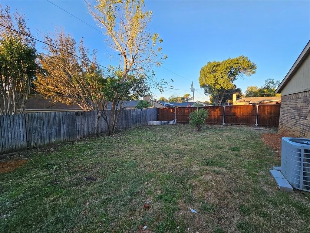 308 Royal Field Dr - Photo 2 of 9