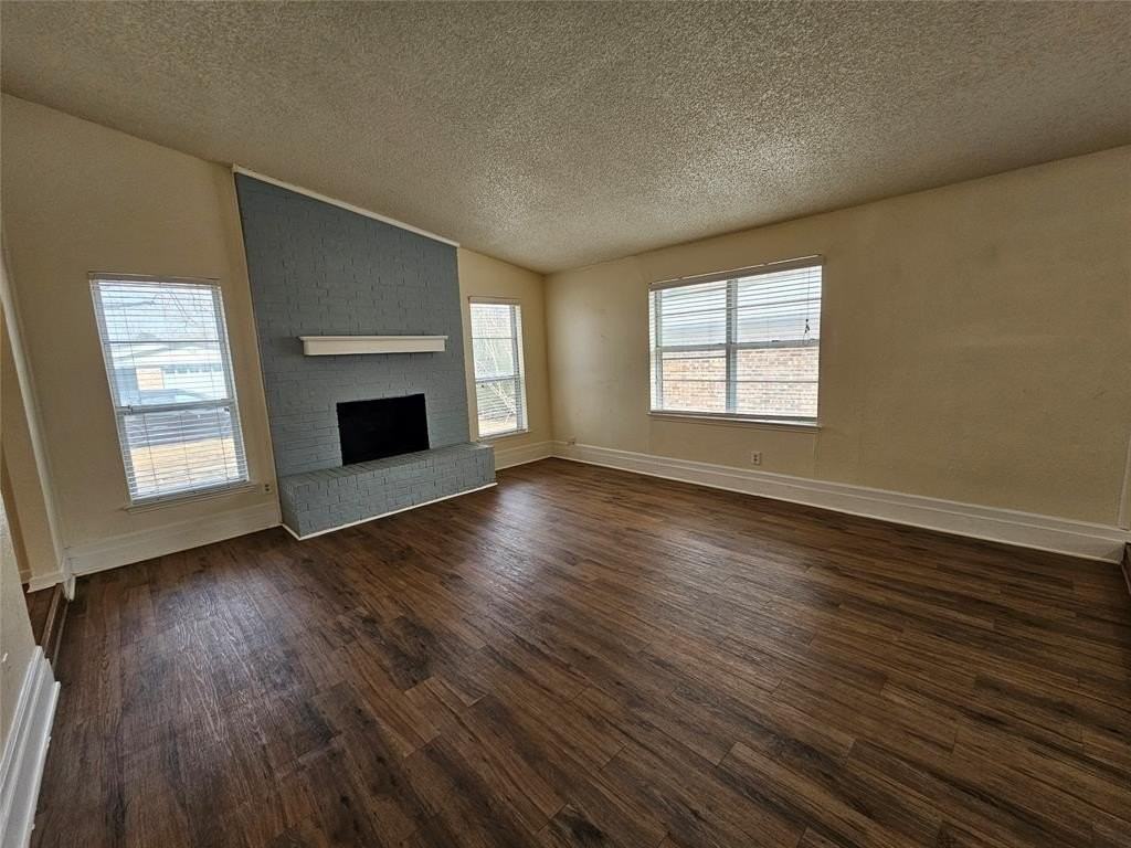 308 Royal Field Dr - Photo 6 of 9