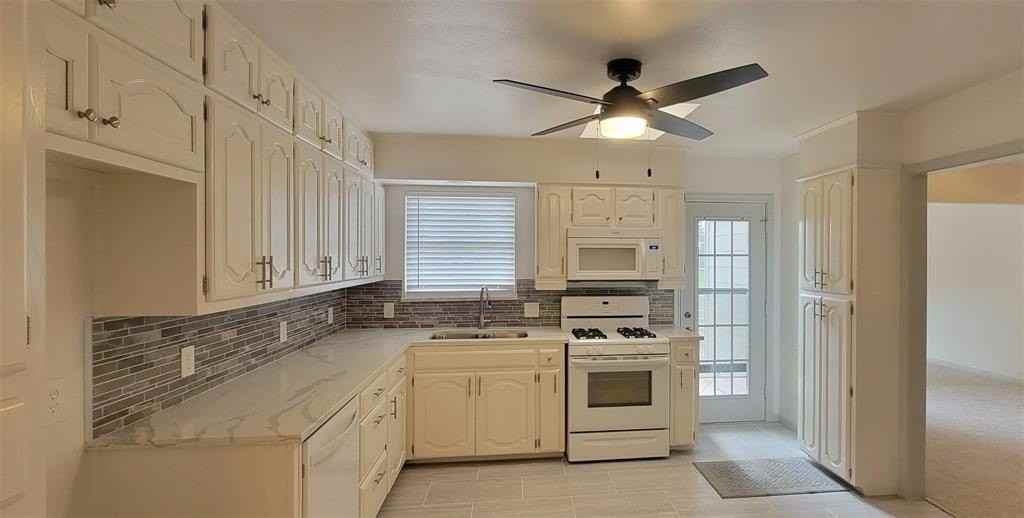 13230 Nestle Dr - Photo 3 of 9