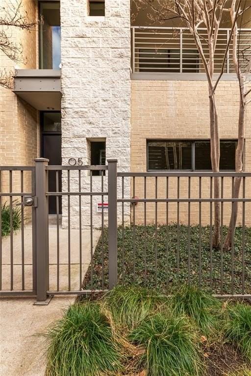 4111 Newton Ave #5 - Photo 2 of 32