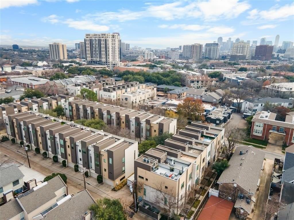 4111 Newton Ave #5 - Photo 4 of 32